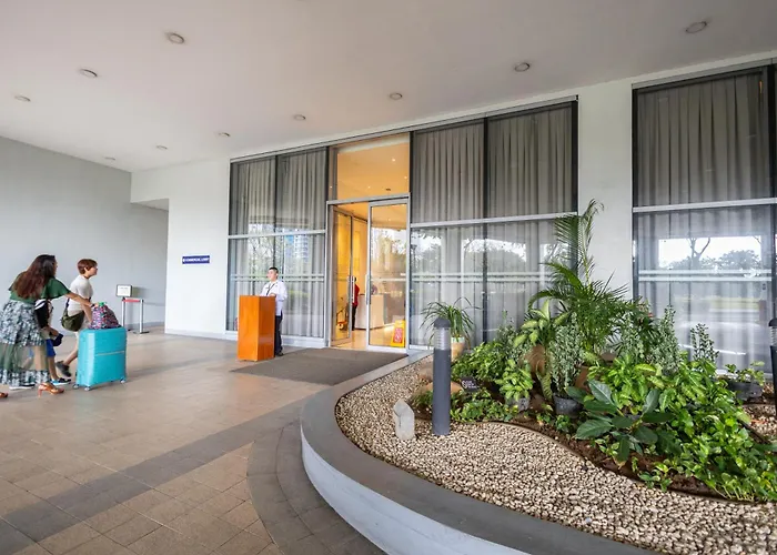 New 2br Of 86sqm With Parking & Netflix In Bgc Manila