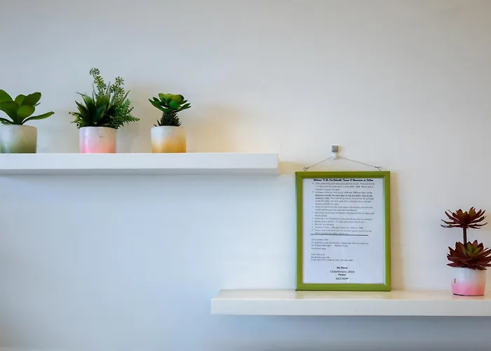 New 2br Of 86sqm With Parking & Netflix In Bgc Apartment Manila