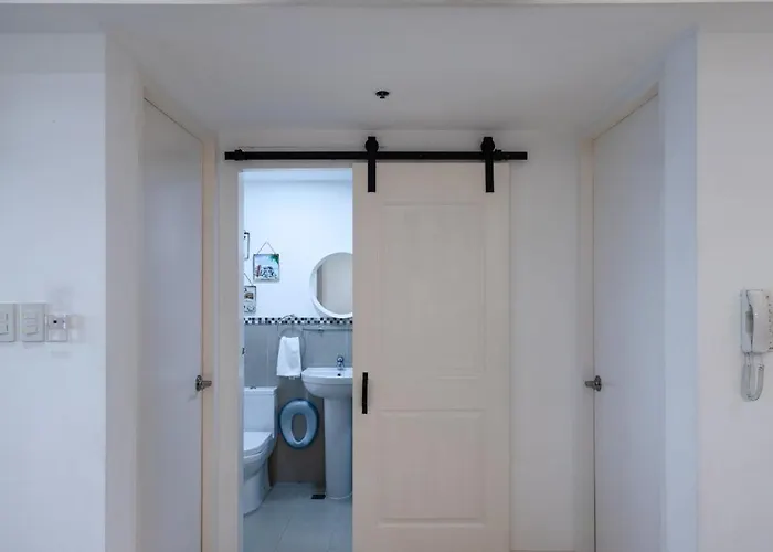 New 2br Of 86sqm With Parking & Netflix In Bgc