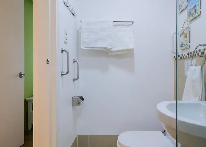 New 2br Of 86sqm With Parking & Netflix In Bgc Manila