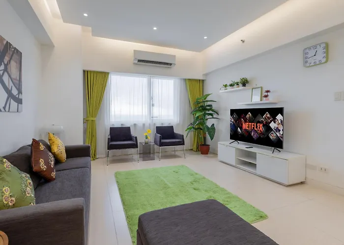 New 2br Of 86sqm With Parking & Netflix In Bgc Apartment *