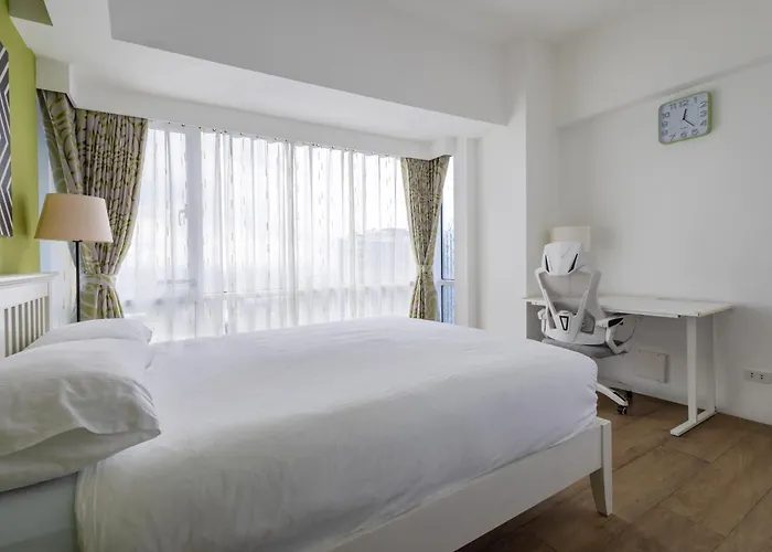 New 2br Of 86sqm With Parking & Netflix In Bgc *